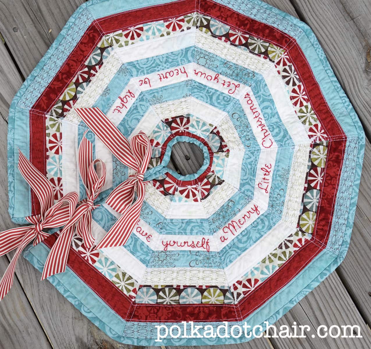Christmas Table Runner & Tabletop Christmas Tree Skirt Tutorial