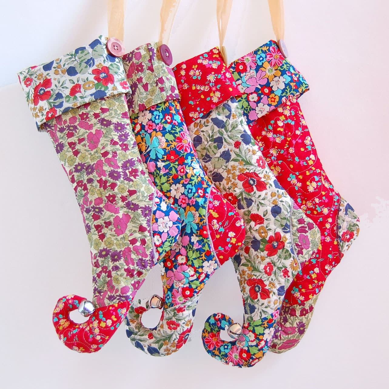 20 Christmas Stockings to Sew