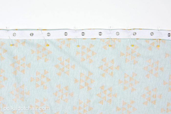 DIY Snap Up Infinity Scarf pattern by Melissa of polkadotchair.com - perfect for traveling