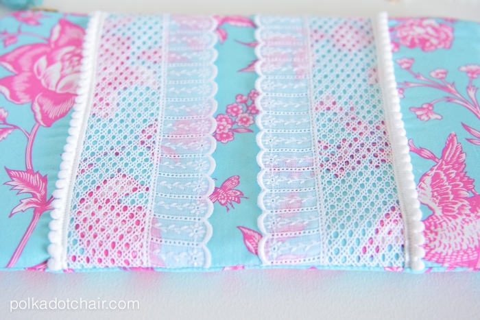 Sewing Pattern for a Lilly Pulitzer Inspired Clutch by Melissa Mortenson of polkadotchair.com