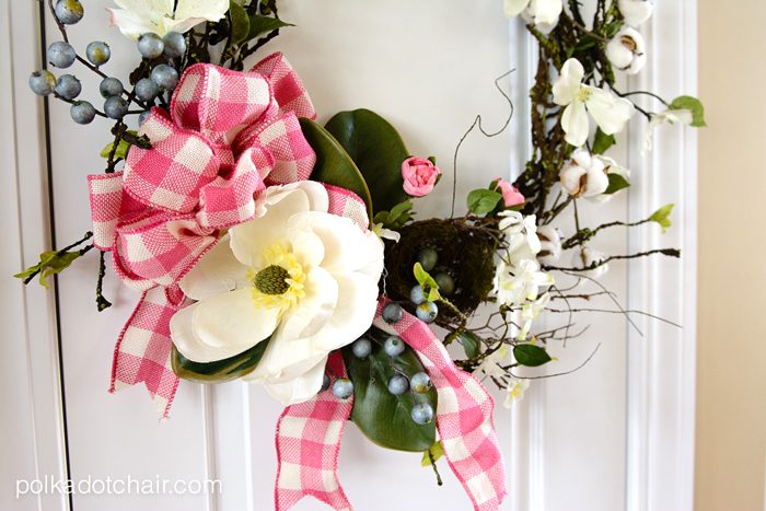 http://www.polkadotchair.com/wp-content/uploads/2015/04/spring-wreath-ideas-700x467.jpg