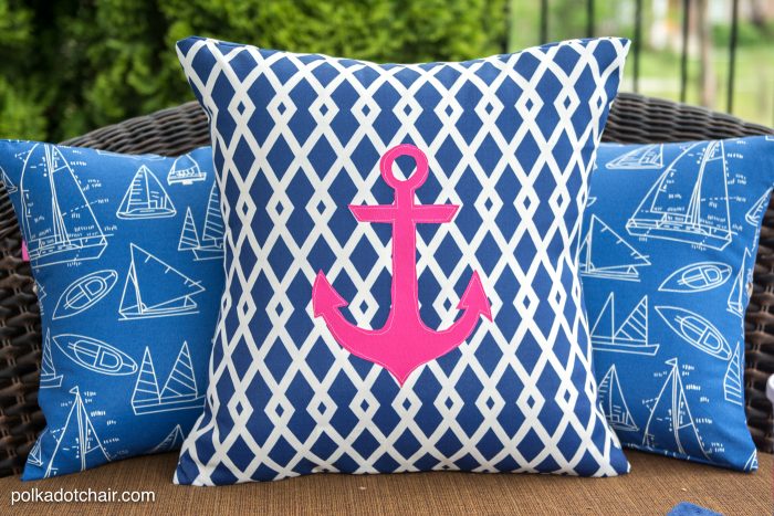 How to recover your old outdoor pillows and cushions. The project includes a sewing pattern and template for the cute anchor pillow!  