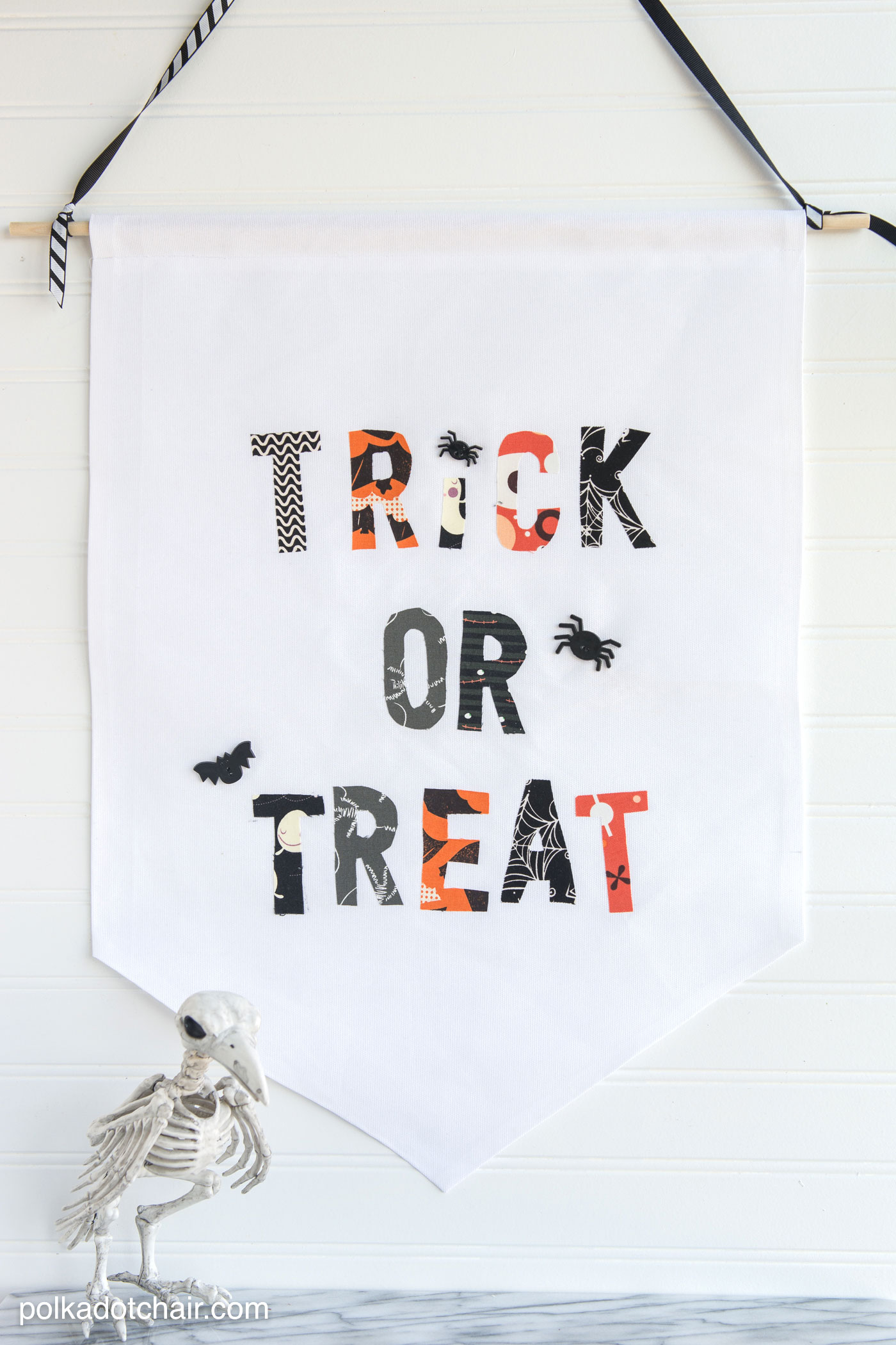 Cute Halloween Trick or Treat Fabric Banner Tutorial by Melissa of polkadotchair.com