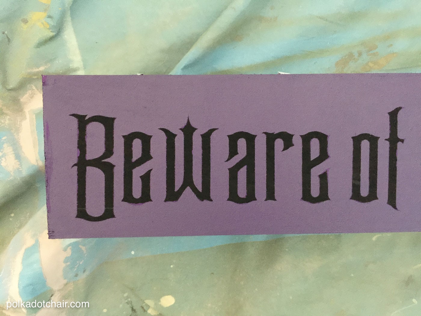 DIY Wood Halloween Sign tutorial and Haunted Mansion Craft ... DIY Wood Halloween Sign tutorial and Haunted Mansion Craft ...