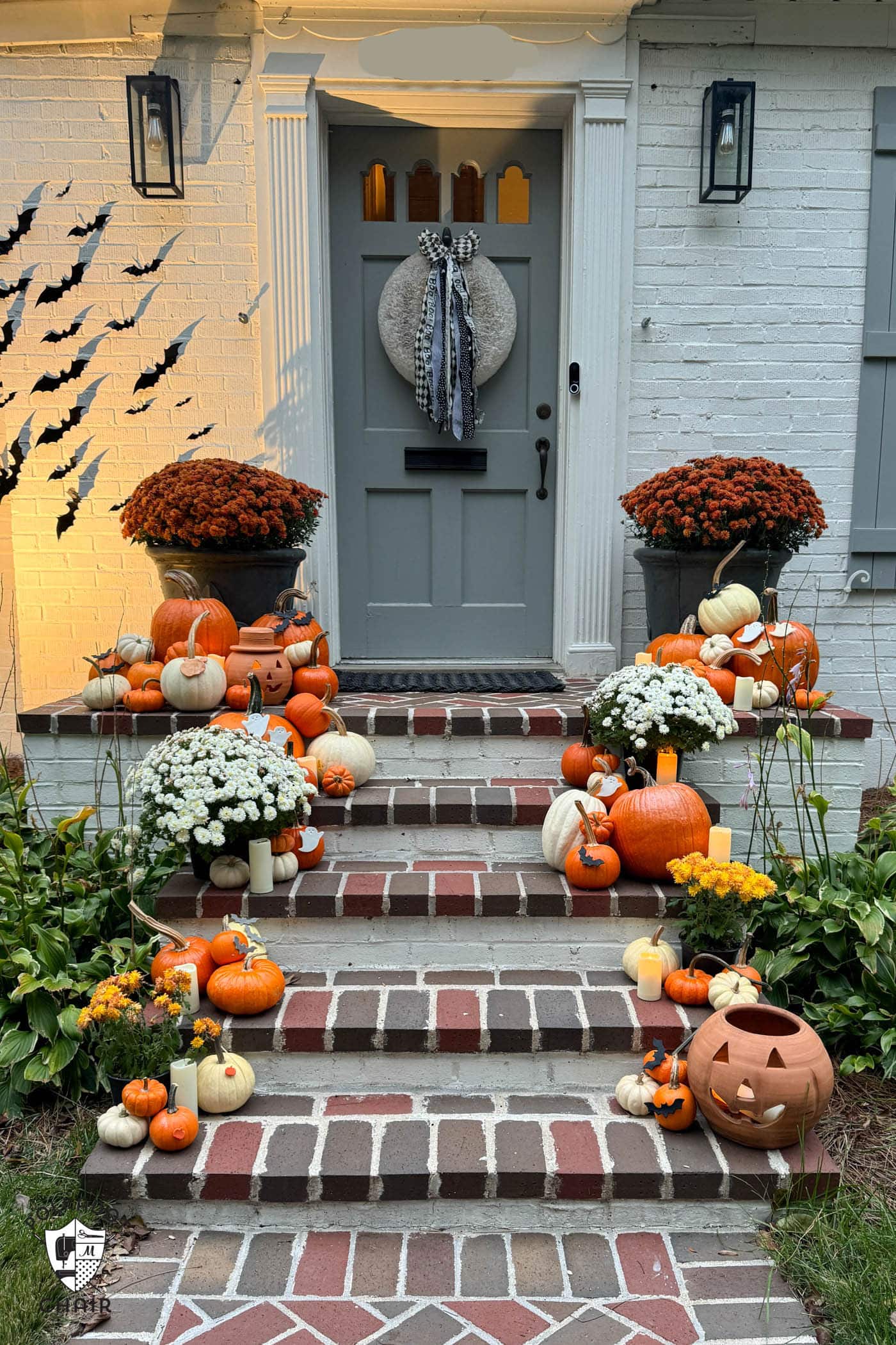 front porch decorated for halloween