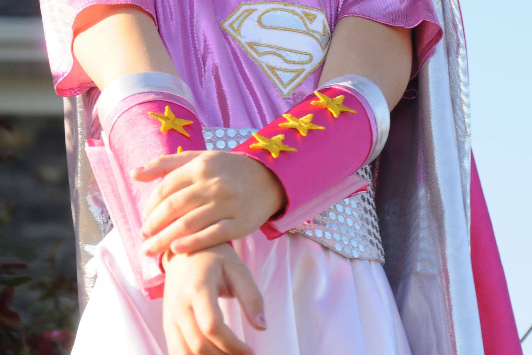 How to Make Superhero Cuffs for a Kids Halloween Costume