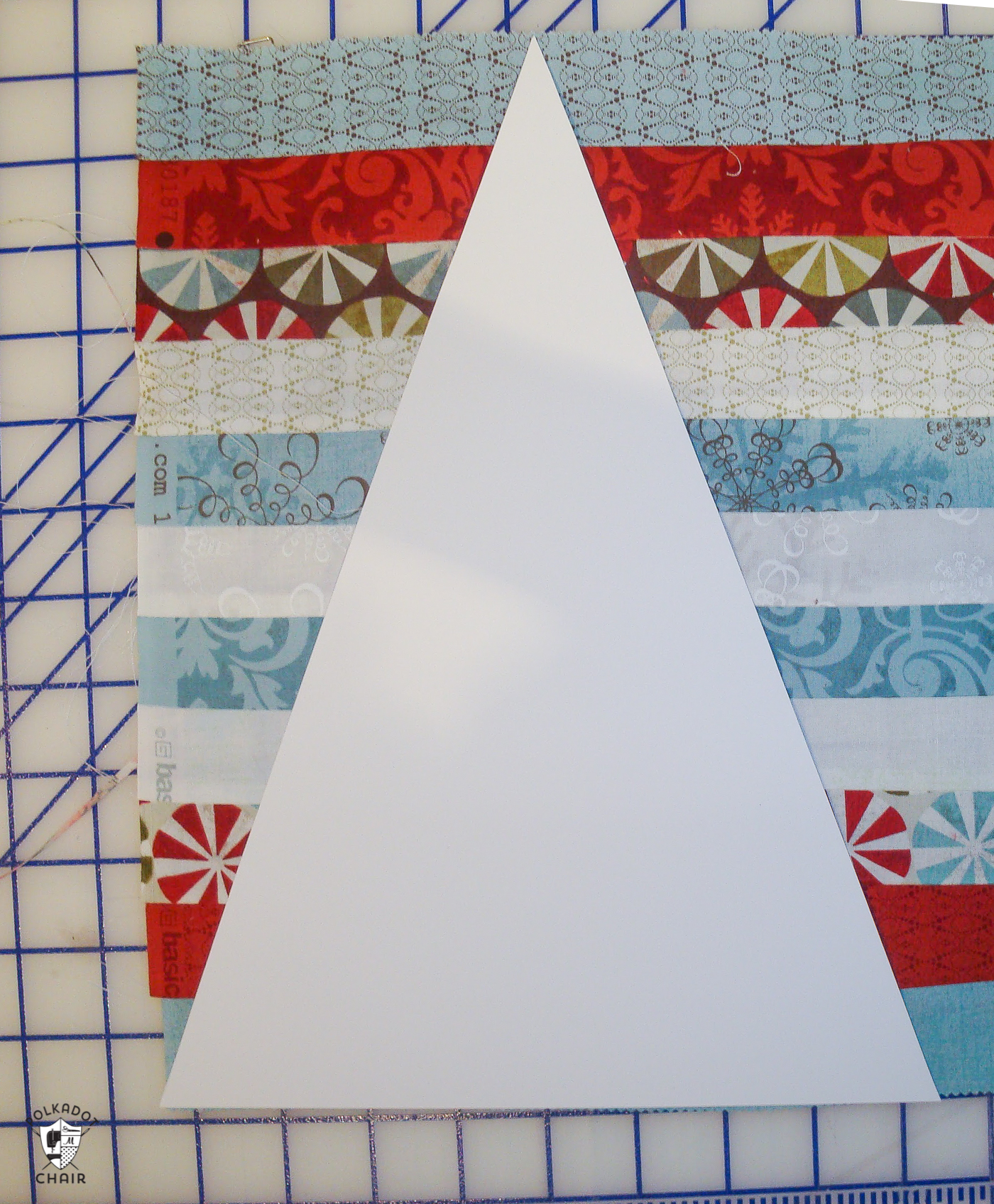 How to Make a Mini Christmas Tree Skirt Polka Dot Chair