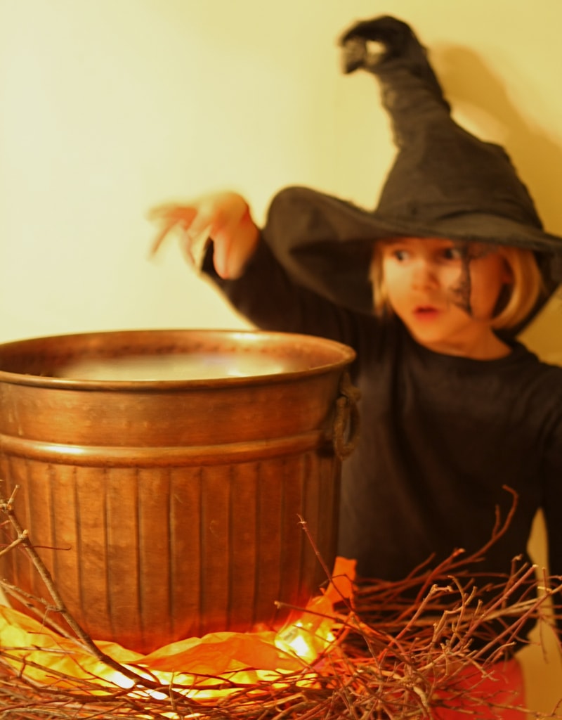 Faux DIY Halloween Cauldron