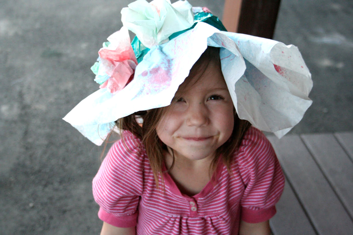 How to make a hat for the Kentucky Derby- perfect for kids parties or school!