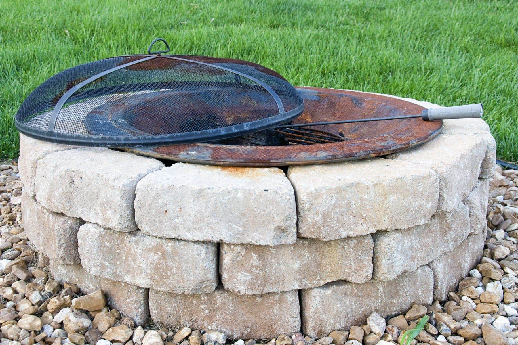 How to build an Outdoor Fire Pit