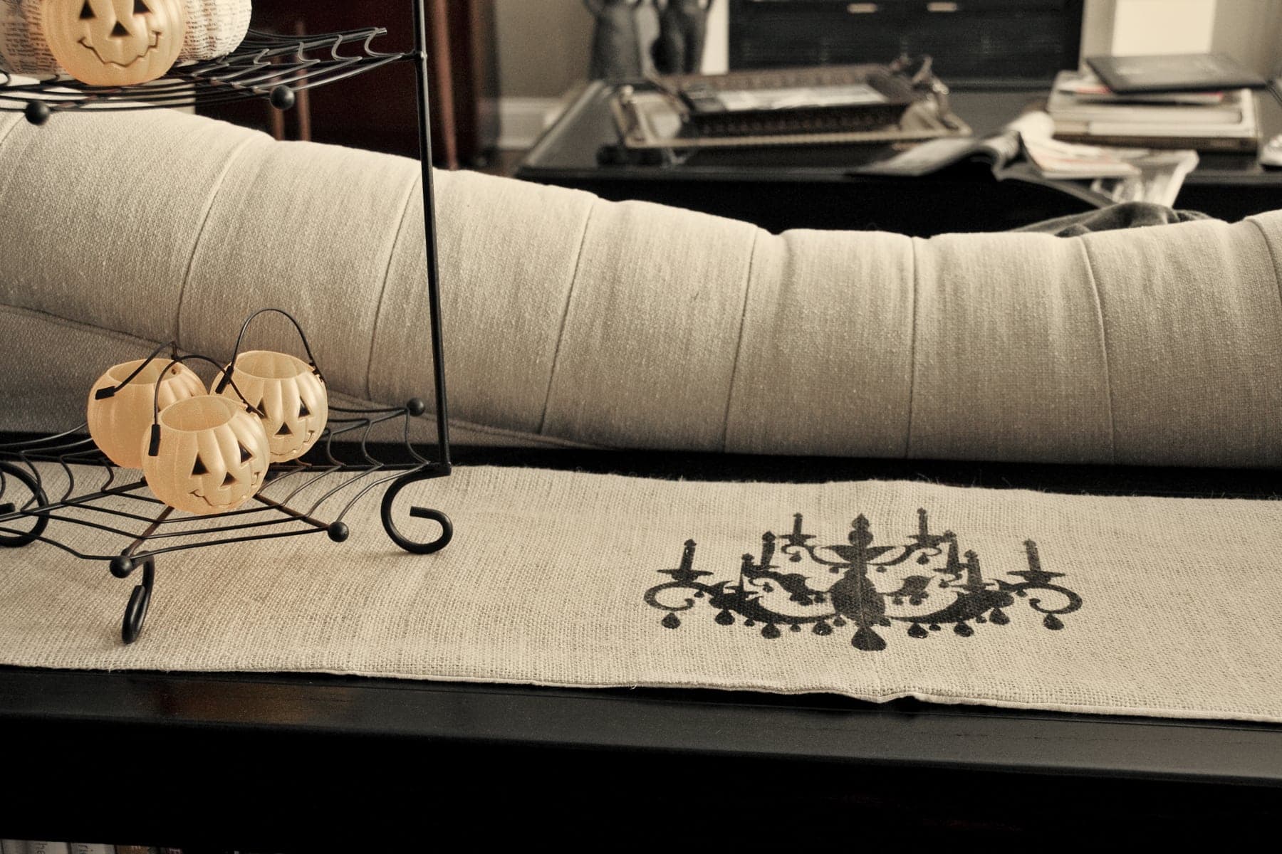 - Spooky Spine-Tingling Skeleton Table Runner