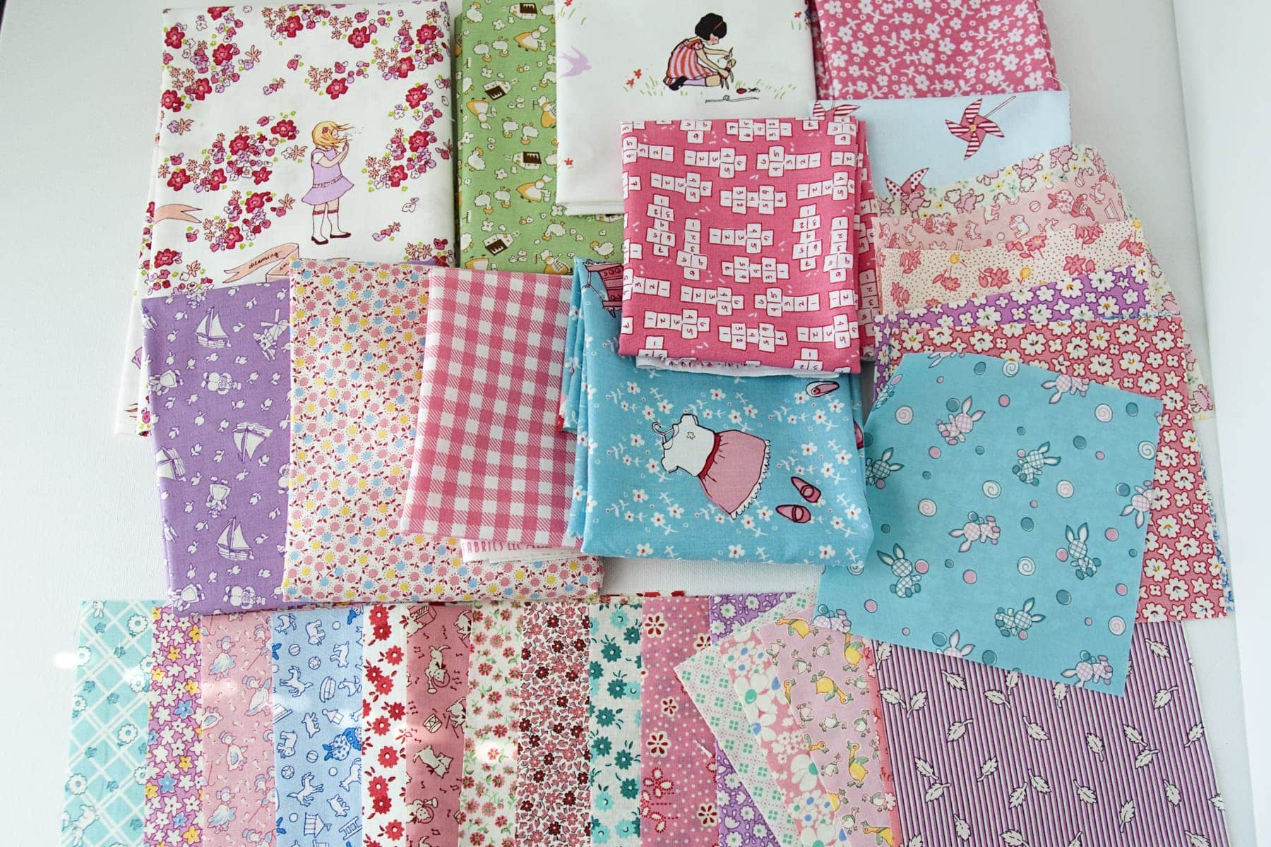 Handmade Christmas Quilt Along: Step One - The Polkadot Chair