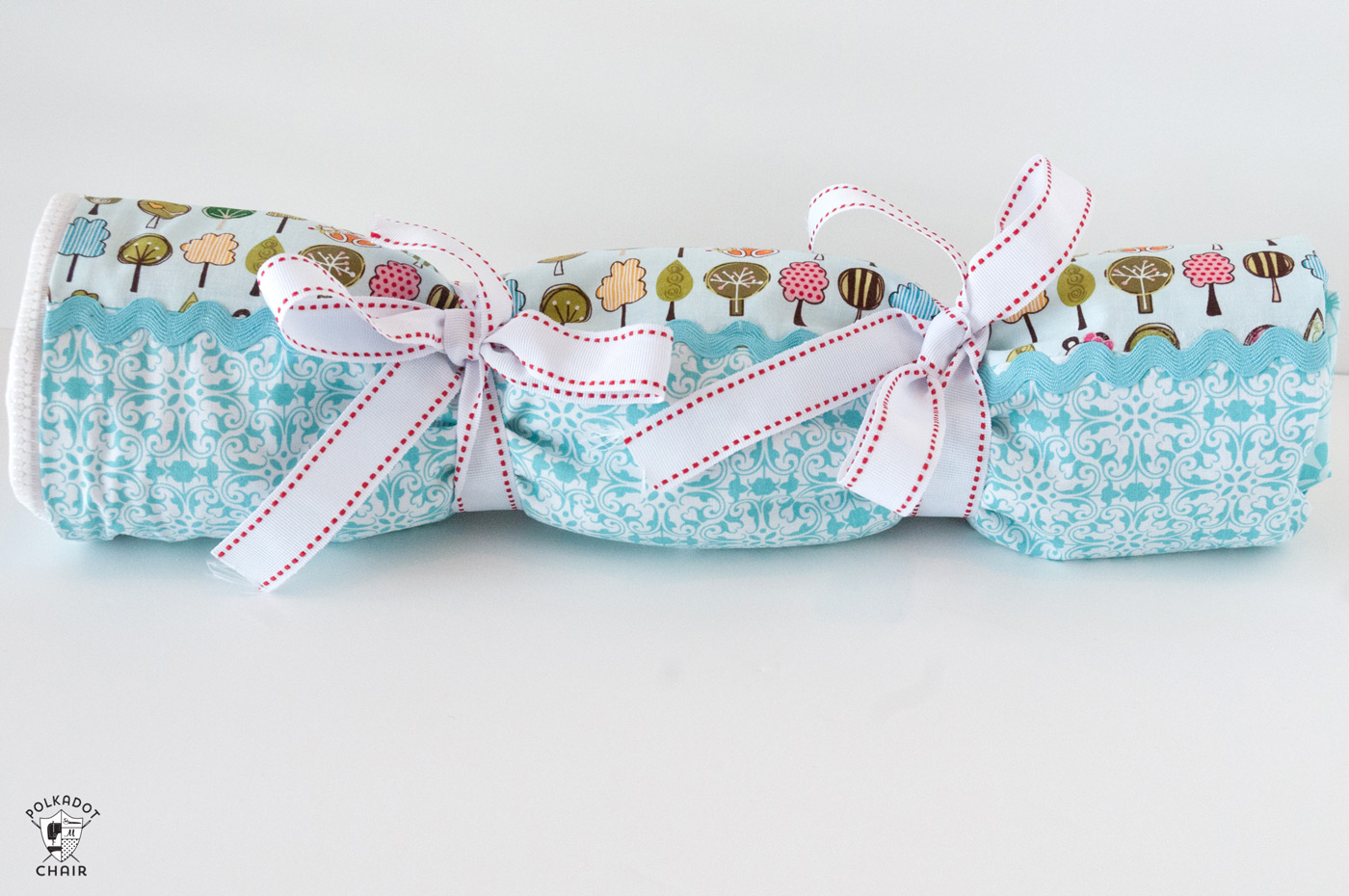 18 inch Doll Sleeping Bag Sewing Pattern Polka Dot Chair