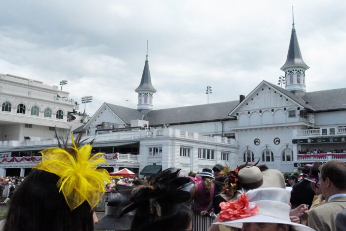 crowd at churchill downs