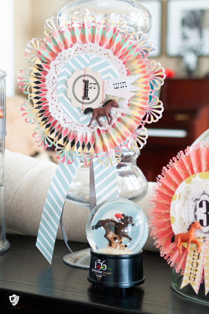 paper prize ribbon on jar in living room