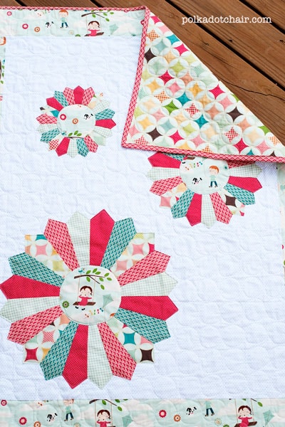 Free tutorial for a Dresden Baby Quilt, so cute and simple!