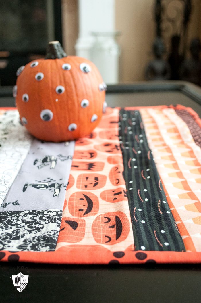 Cute "quilt as you go" Halloween table runner tutorial on polkadotchair.com