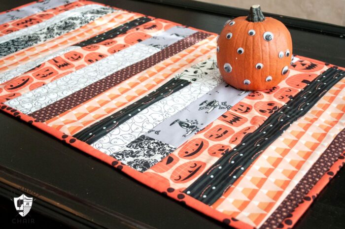 Cute "quilt as you go" Halloween table runner tutorial on polkadotchair.com