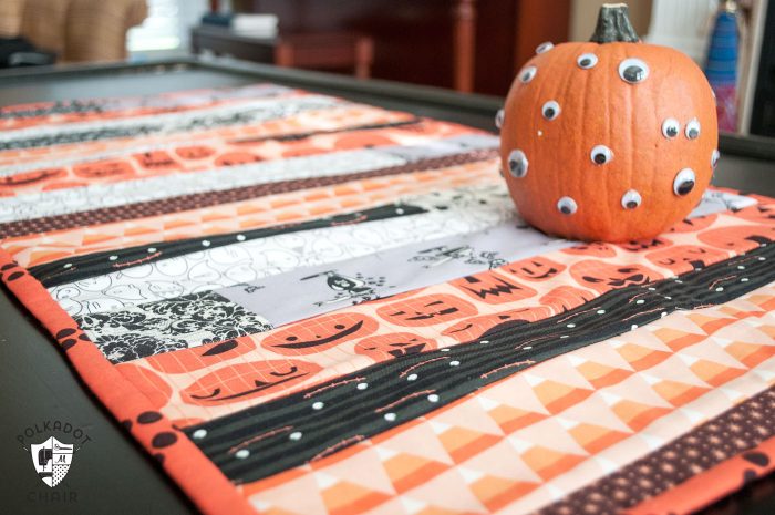 Cute "quilt as you go" Halloween table runner tutorial on polkadotchair.com