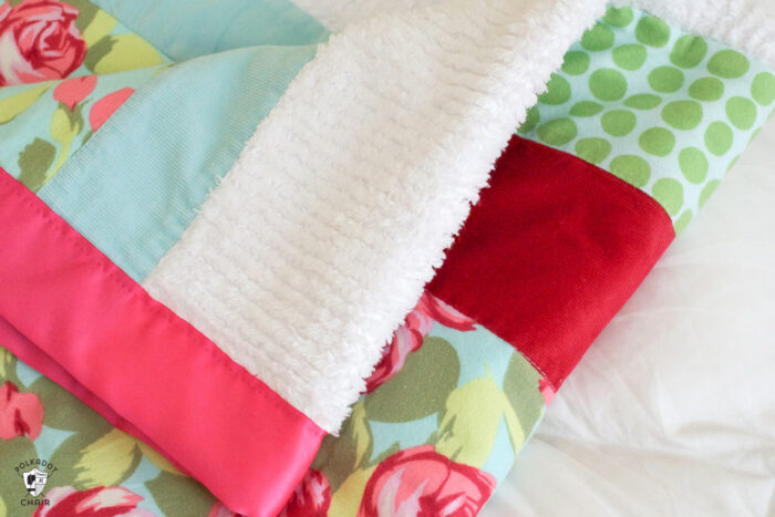 sensory strip baby quilt