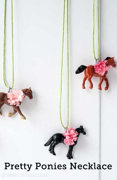 DIY Horse Necklaces- so cute, great for party favors! 