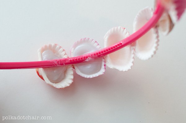 DIY Painted Seashell Accessories--- uses nail polish.. genius! 