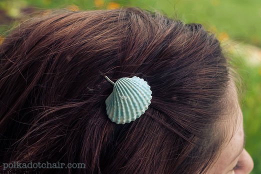 DIY Painted Seashell Accessories--- uses nail polish.. genius! 