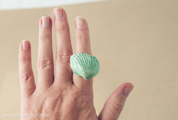 DIY Painted Seashell Accessories--- uses nail polish.. genius! 