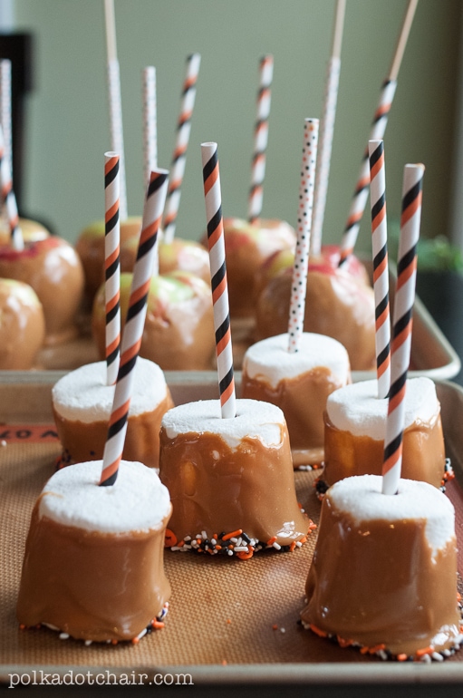 Caramel dipped marshmallows, a cute treat idea for a Halloween party