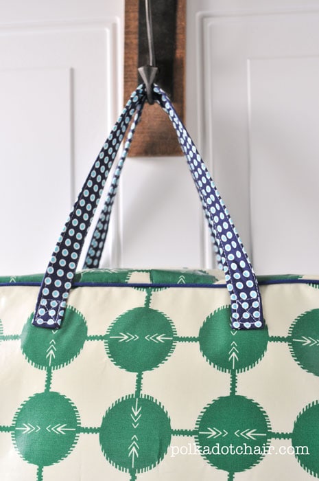 Retro Travel Bag Sewing Pattern