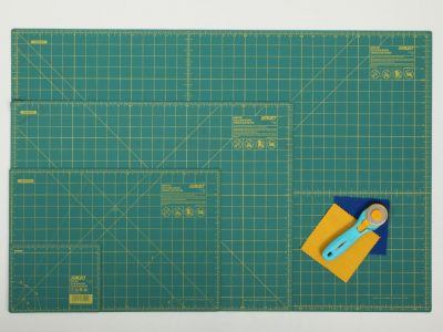 9471_olfa-cutting-mats-with-grid-1403032453312