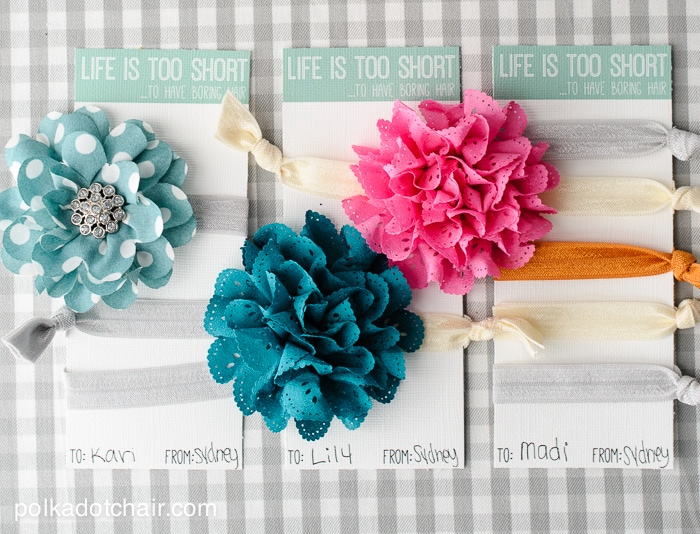 DIY Hair Tie Gift Idea & free printable "Life is too short to have boring hair" gift cards 