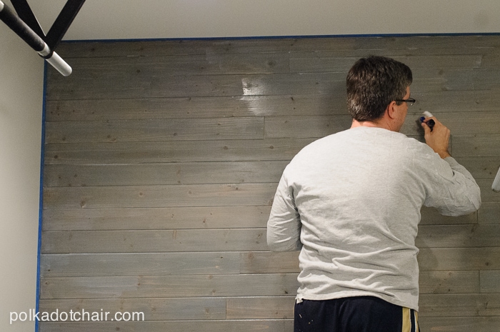 DIY Plank Wall