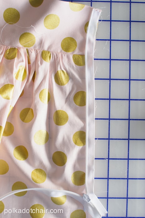 Including Polka Dot Pattern in your clothes - SewGuide