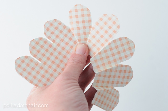 How to make paper flowers on polkadotchair.com