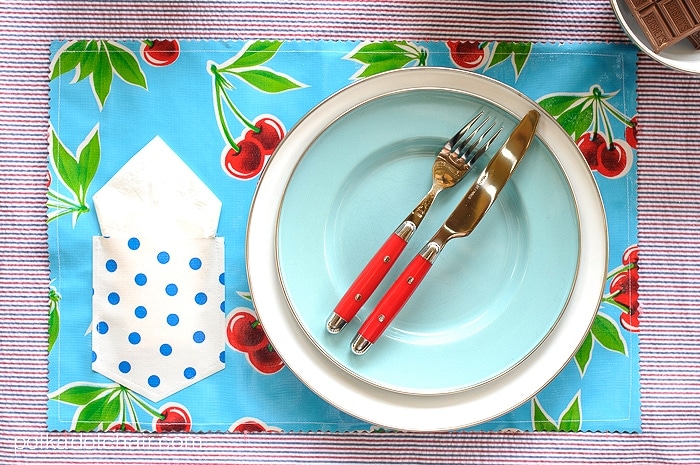 Summertime Pocket Oilcloth Placemats
