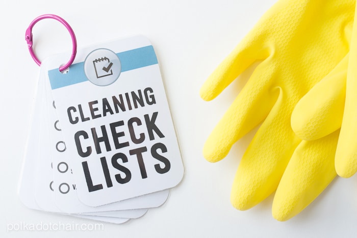 Cleaning Kit for a kid off to College: Complete with free printable cleaning check lists! 