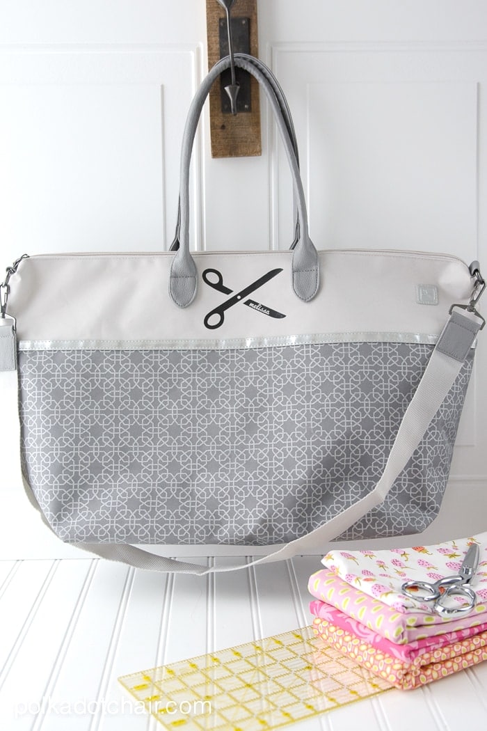 DIY Monogrammed Tote Bag on polkadotchair.com