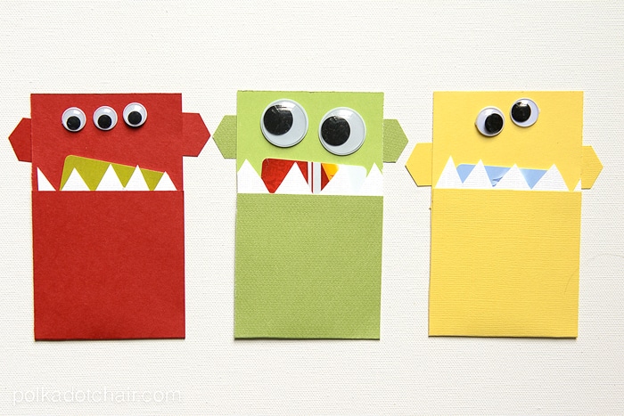 DIY Monster Gift Card Holder, a cute way to give a gift card to a kid for Christmas.  Make it yourself at home with only paper. 