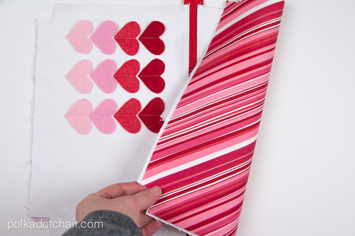 Sweetheart Zip Pouch Sewing Tutorial.. a cute and simple Valentine's Day Sewing Project