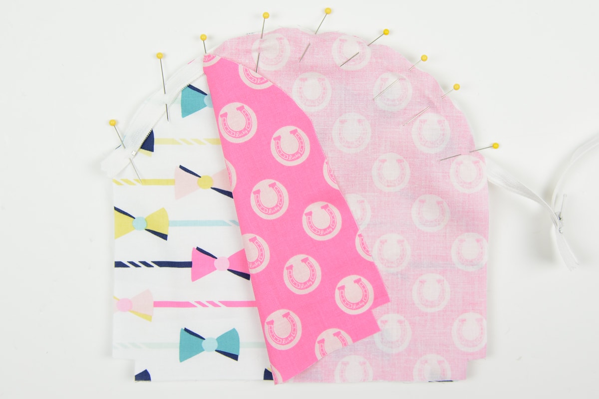 Monogrammed Curved Zipper Pouch Sewing Tutorial Polka Dot Chair