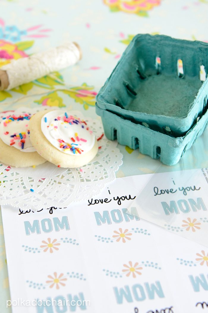 Fun MOTHER'S DAY gift idea - FREE Printables - DIY- Easy