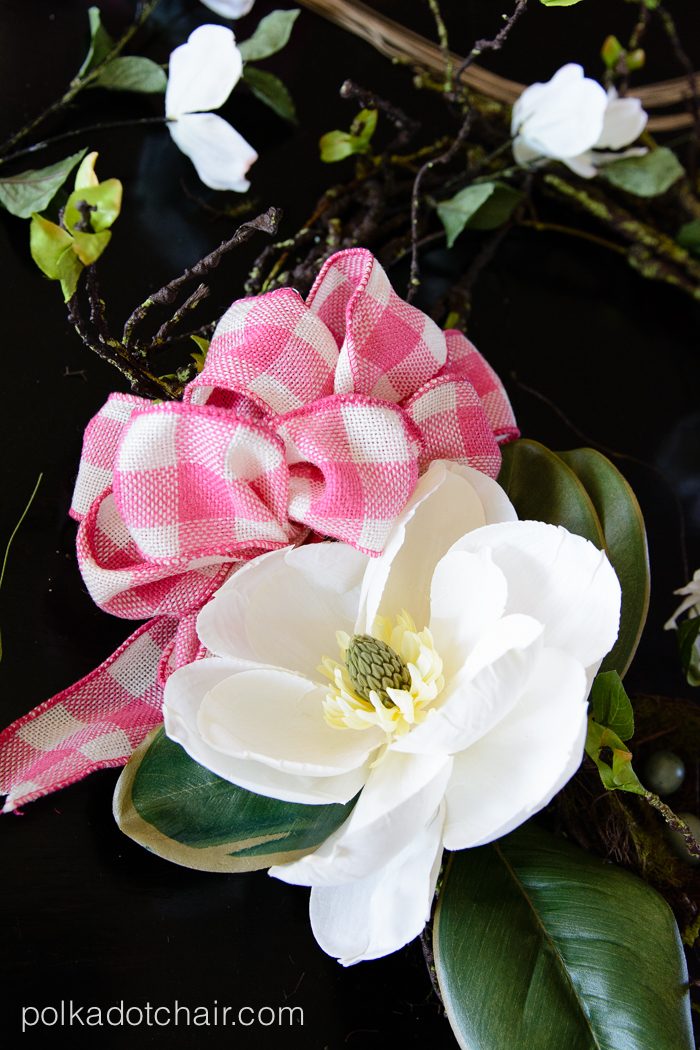 How to make a cute Magnolia Spring Wreath 