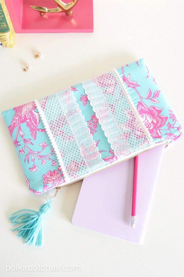 Sewing Pattern for a Lilly Pulitzer Inspired Clutch by Melissa Mortenson of polkadotchair.com