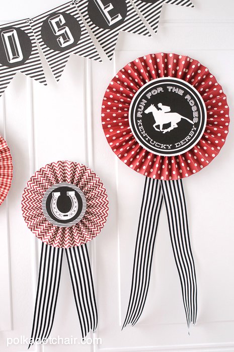 How to make Paper Prize Ribbons and Rosettes on polkadotchair.com