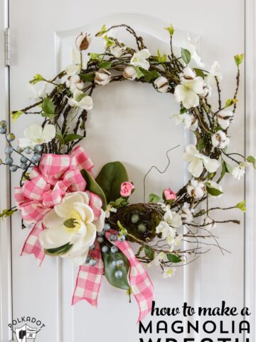How to make a cute Magnolia Wreath for your front door