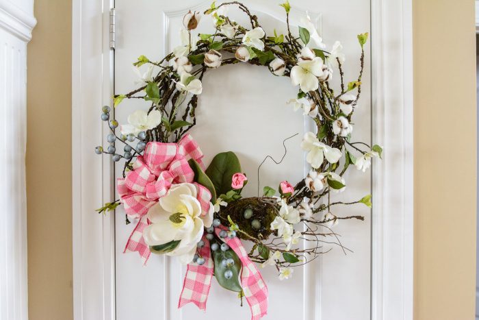 How to make a cute Magnolia Wreath for your front door