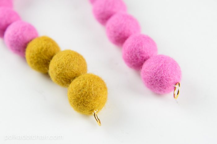 DIY Felt Ball Statement Necklace tutorial on polkadotchair.com