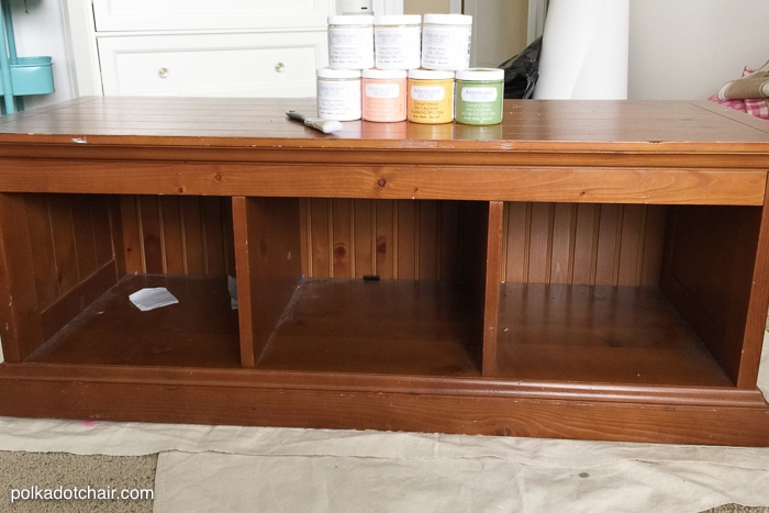 How to paint furniture using Chalky Finish paint. A colorful DIY makeover for an entryway bench! 
