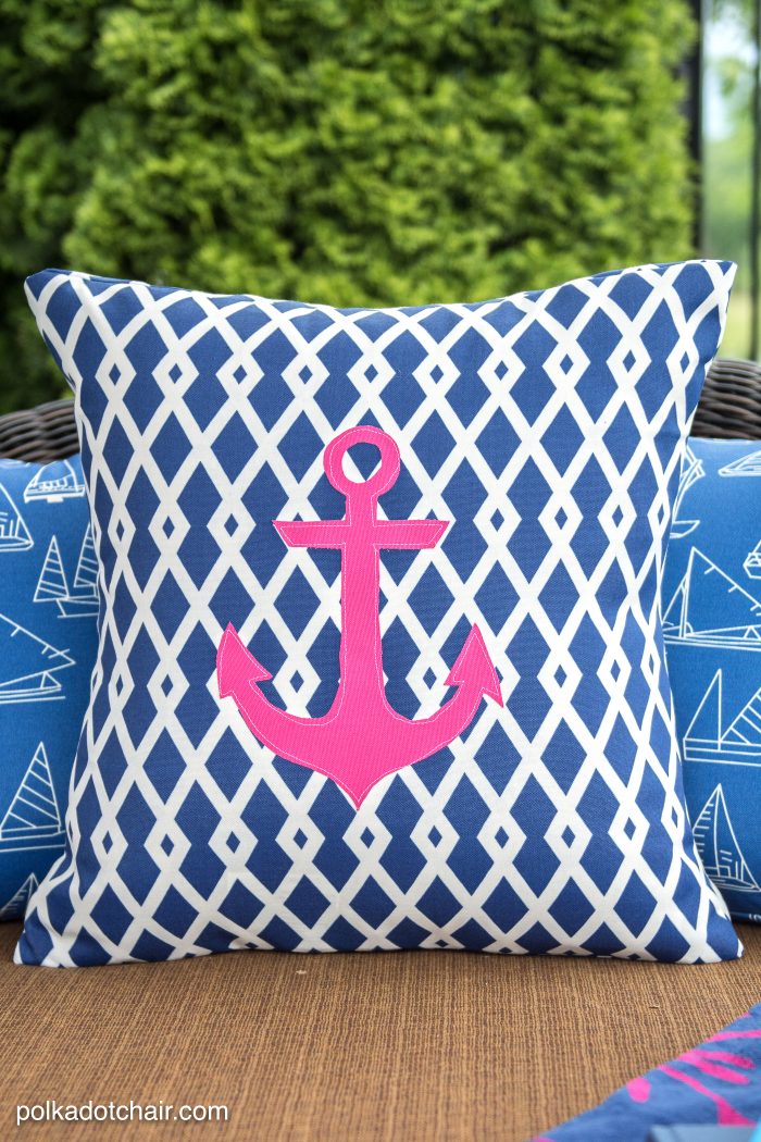 How to recover your old outdoor pillows and cushions. The project includes a sewing pattern and template for the cute anchor pillow!  